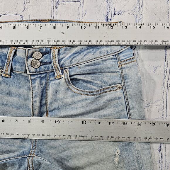 American Eagle WOMENS SIZE 2 Artist Crop Jeans Blue Low Rise Denim Distressed - Picture 3 of 16